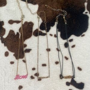 set of 3 necklaces